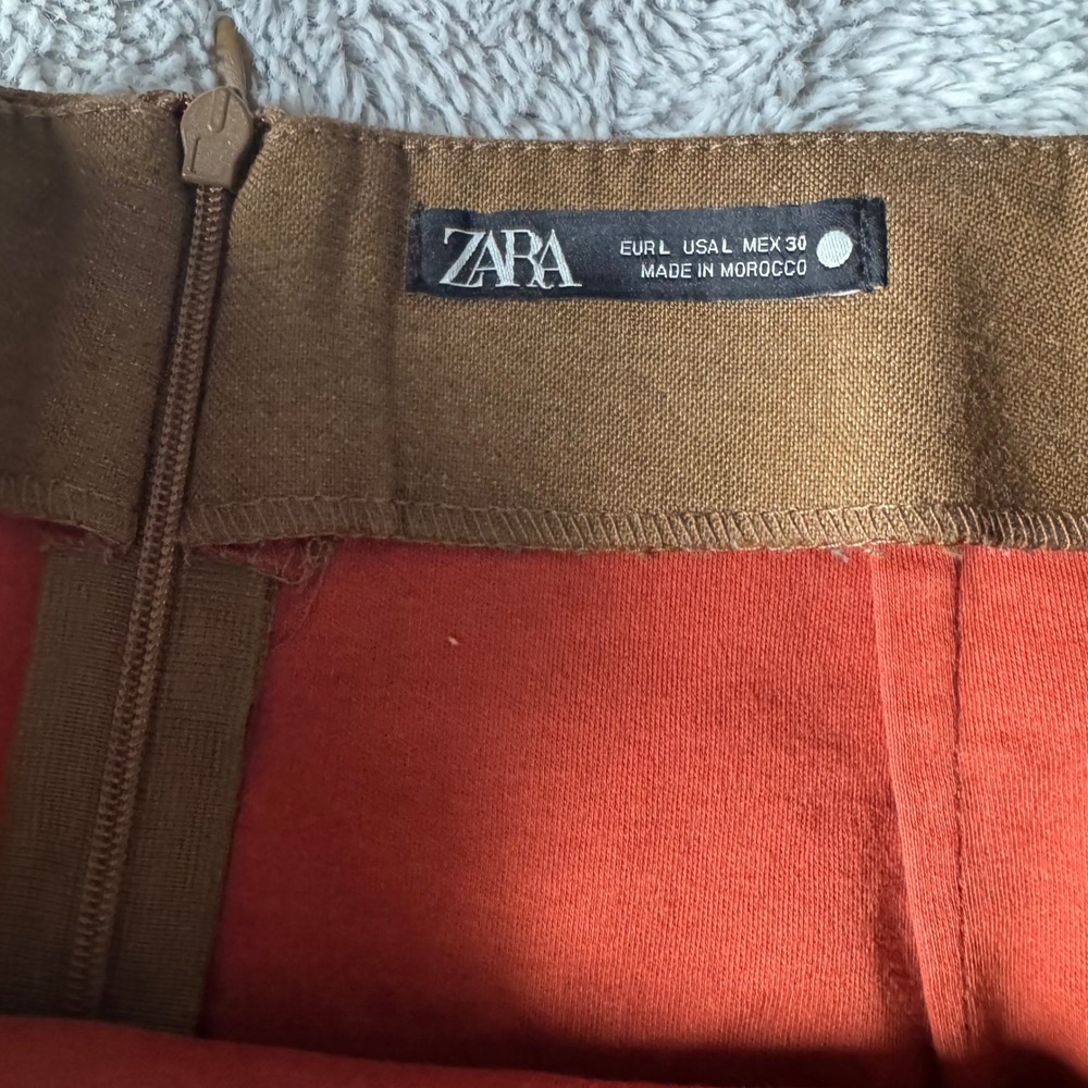Zara Brown Double Breasted Button Mini Skirt Size Large Camel Pleated Front - Picture 2 of 6